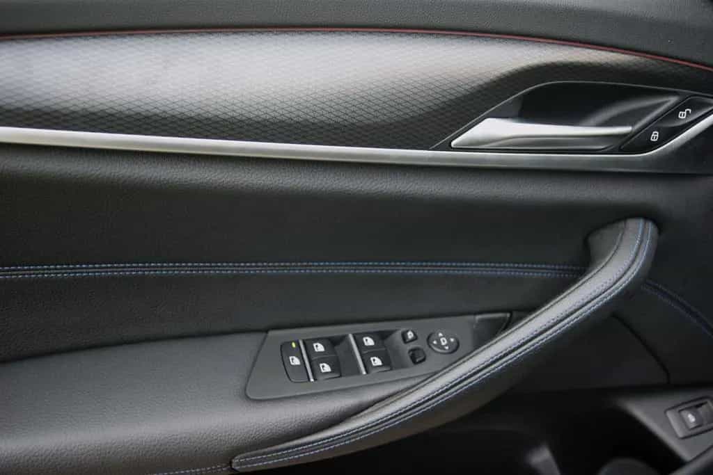 BMW 520 d xDrive TOUR*M-SPORT*PANO*KAM*STANDHZG*LEDER 11/2020-photo-12