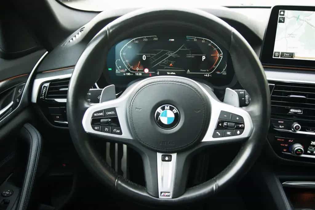 BMW 520 d xDrive TOUR*M-SPORT*PANO*KAM*STANDHZG*LEDER 11/2020-photo-16