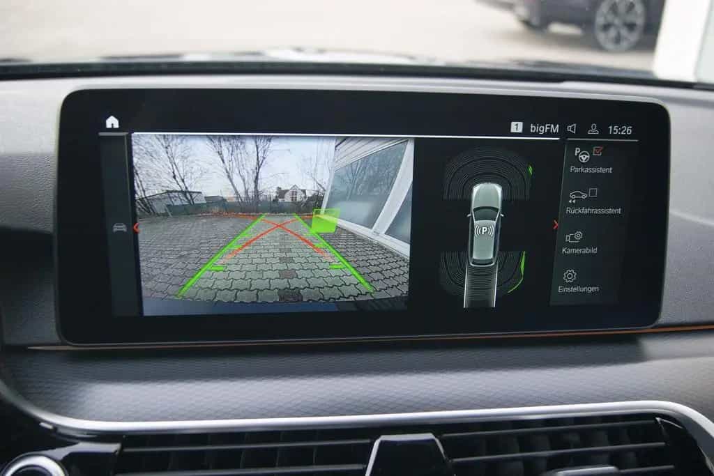 BMW 520 d xDrive TOUR*M-SPORT*PANO*KAM*STANDHZG*LEDER 11/2020-photo-20