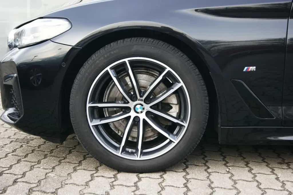 BMW 520 d xDrive TOUR*M-SPORT*PANO*KAM*STANDHZG*LEDER 11/2020-photo-7