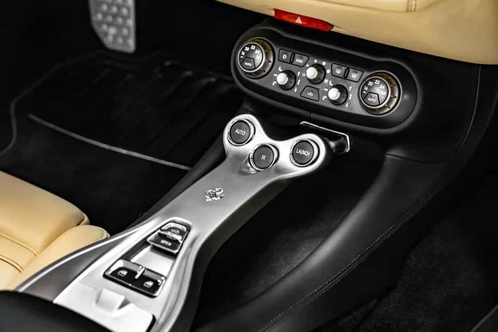 Ferrari California CARBON/PPF/WHITESATIN 09/2011-photo-15