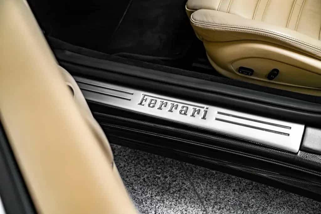 Ferrari California CARBON/PPF/WHITESATIN 09/2011-photo-16