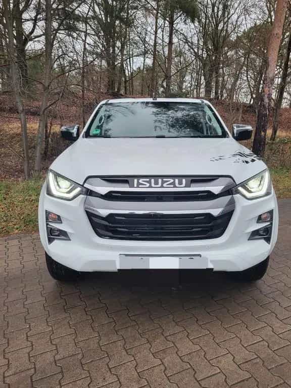 Isuzu D-Max Double Cab 4WD LSE 08/2023-photo-2