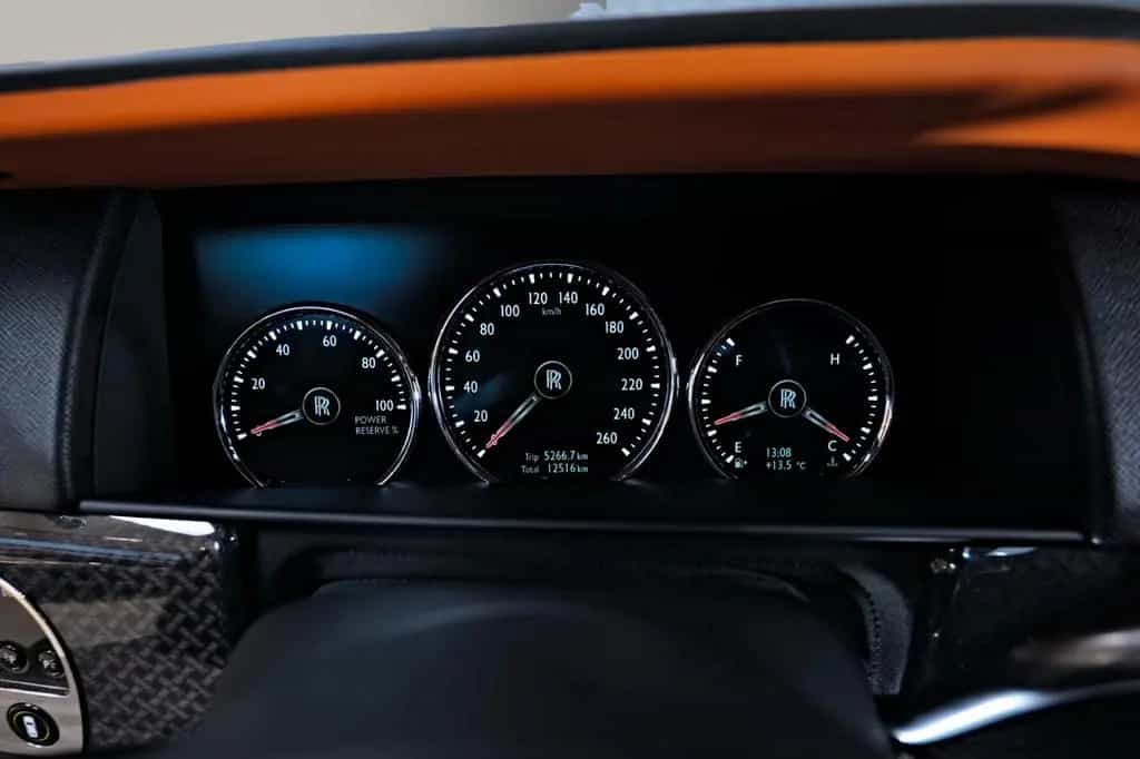Rolls-Royce Cullinan Black Badge / PANO / MASSAGE / AUDIO 02/2023-photo-14