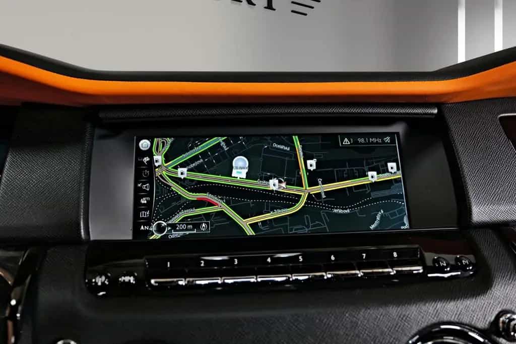 Rolls-Royce Cullinan Black Badge / PANO / MASSAGE / AUDIO 02/2023-photo-15
