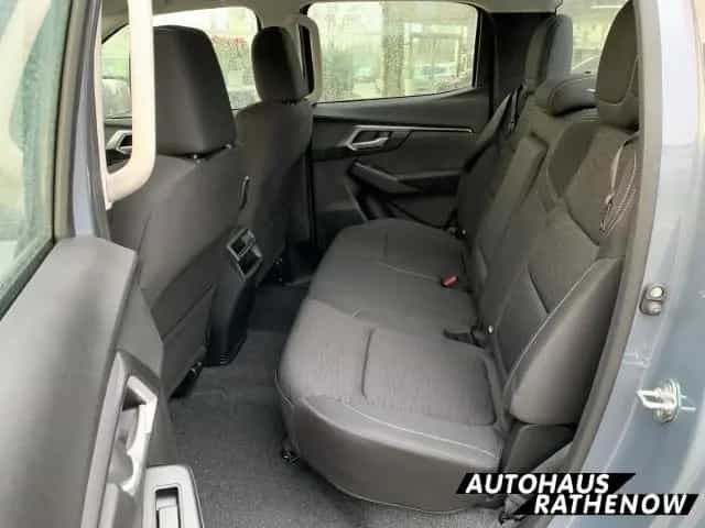 Isuzu D-Max Double Cab 4WD LS Allrad SHZ Totwinkelassi 11/2024-photo-11