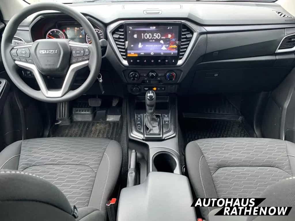 Isuzu D-Max Double Cab 4WD LS Allrad SHZ Totwinkelassi 11/2024-photo-15