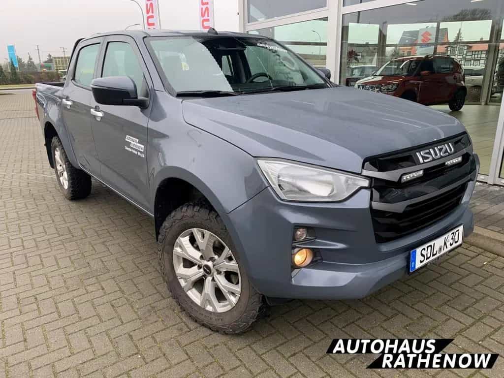 Isuzu D-Max Double Cab 4WD LS Allrad SHZ Totwinkelassi 11/2024-photo-6