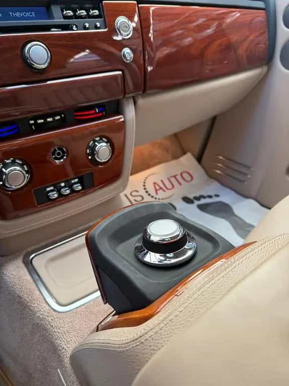 Rolls-Royce Phantom - 09/2008-photo-12