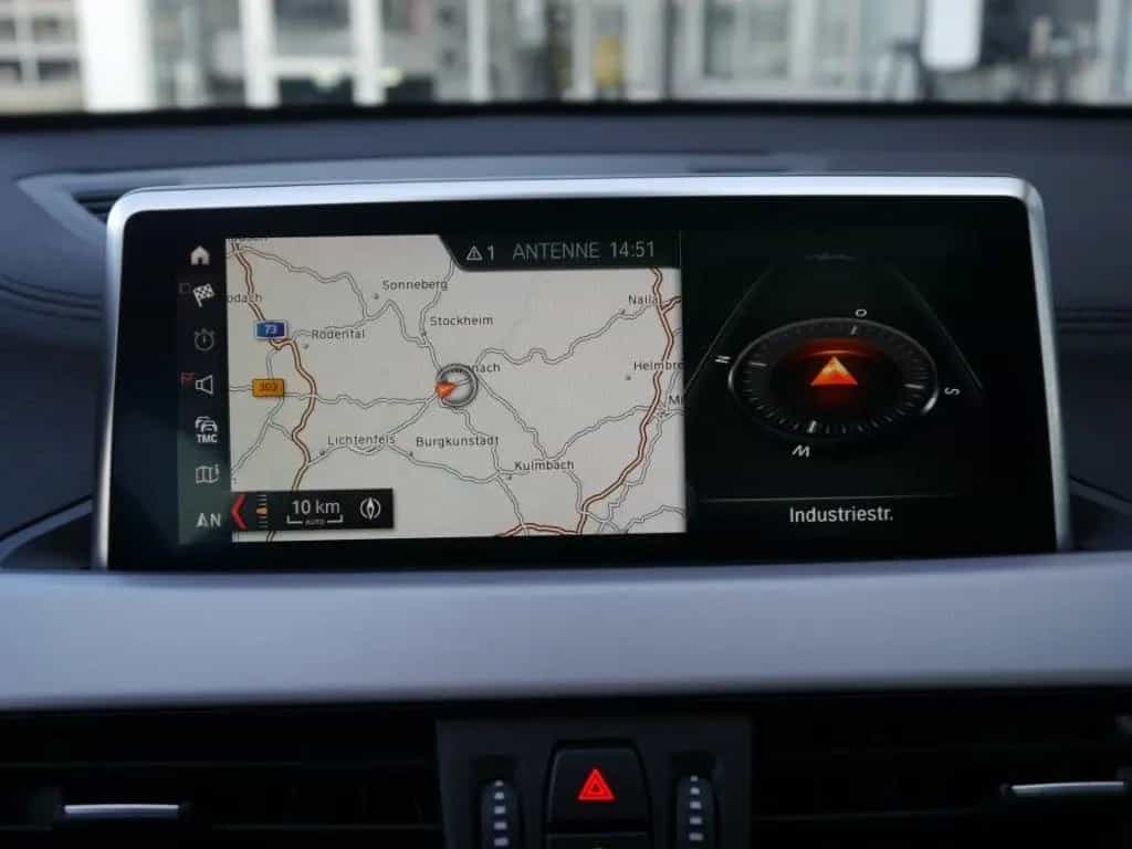 BMW X2 xDrive20d A. +AHK+PANODACH+NAVI+SHZ+LED+PDC 05/2020-photo-6