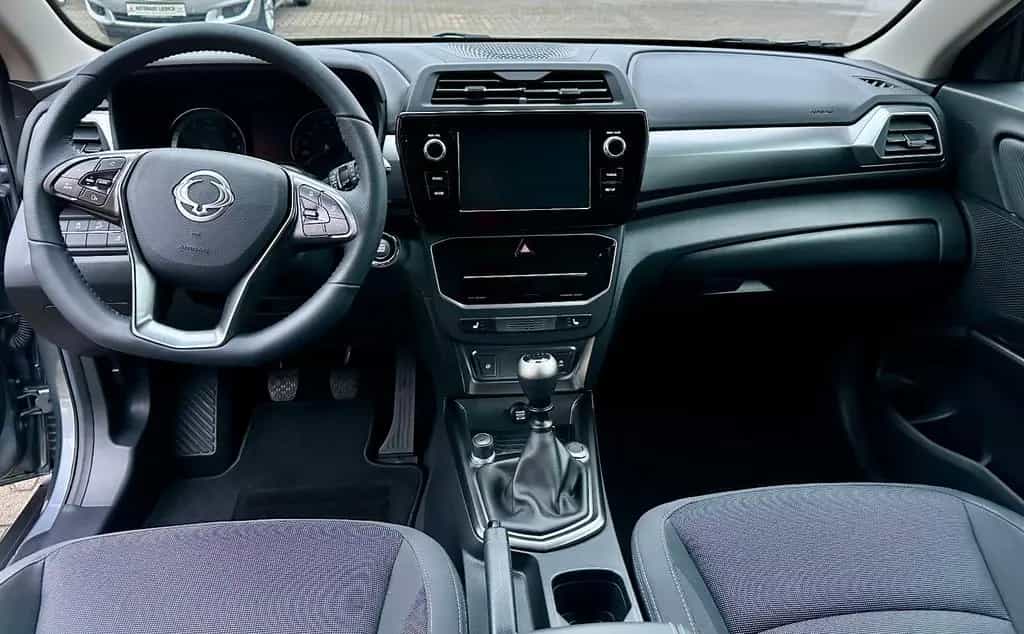 KGM Tivoli Spezial Klimaautomatik, Sitzheizung 01/2025-photo-9