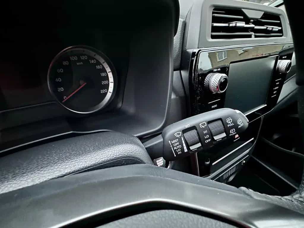 KGM Tivoli Spezial Klimaautomatik, Sitzheizung 01/2025-photo-14
