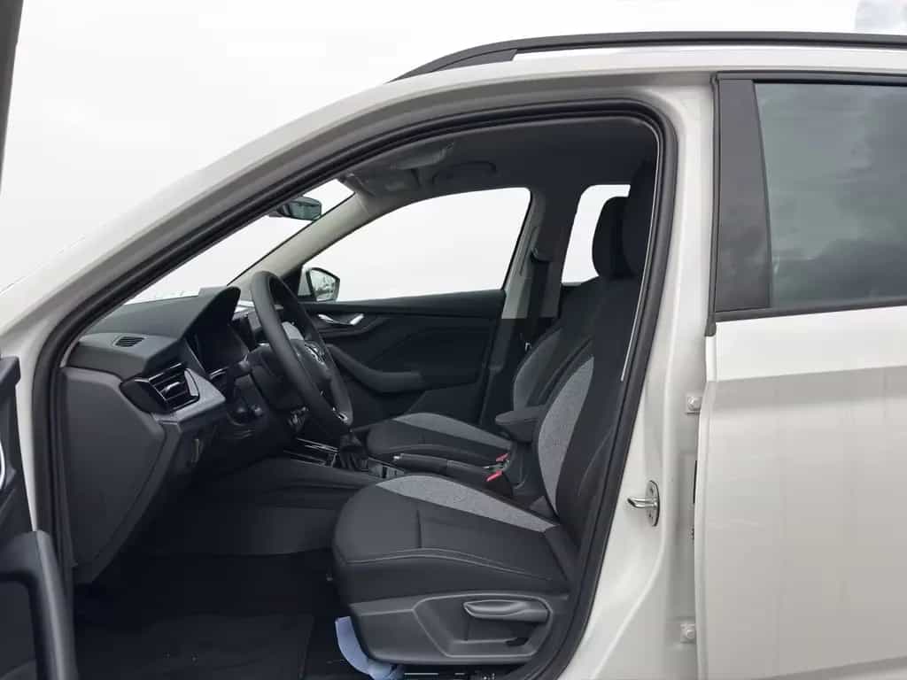 Skoda Kamiq Selection TSI, Infotainment, ACC, Navi 9.2 06/2025-photo-7