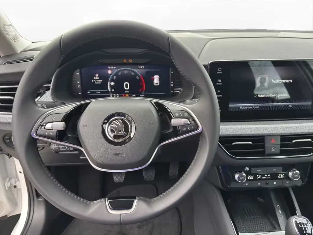 Skoda Kamiq Selection TSI, Infotainment, ACC, Navi 9.2 06/2025-photo-9