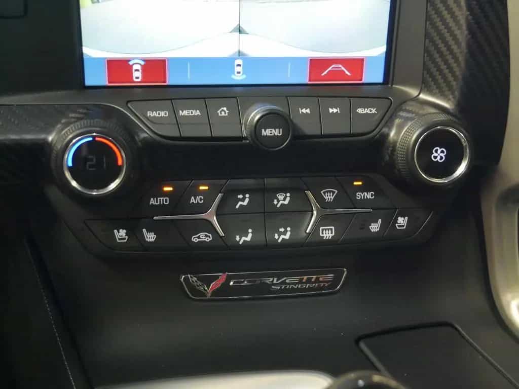 Corvette C7 Stingray Coupe 6.2 V8 TOP-Zust SITZBELÜFTUNG 06/2019-photo-9