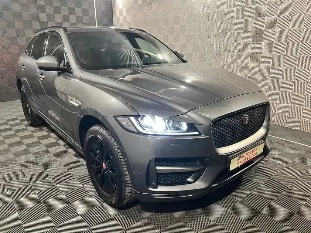 Jaguar F-Pace AWD*R-SPORT*MERIDIAN-R.KAM-SHZ-WLAN-19" 03/2019-photo-0