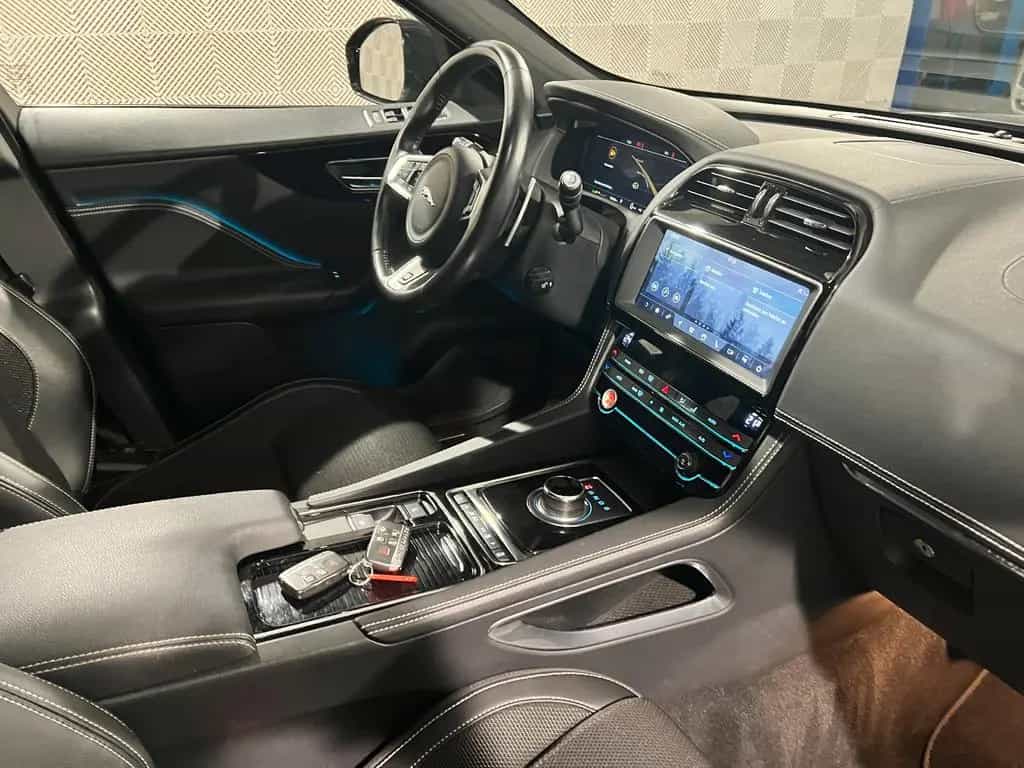 Jaguar F-Pace AWD*R-SPORT*MERIDIAN-R.KAM-SHZ-WLAN-19" 03/2019-photo-12