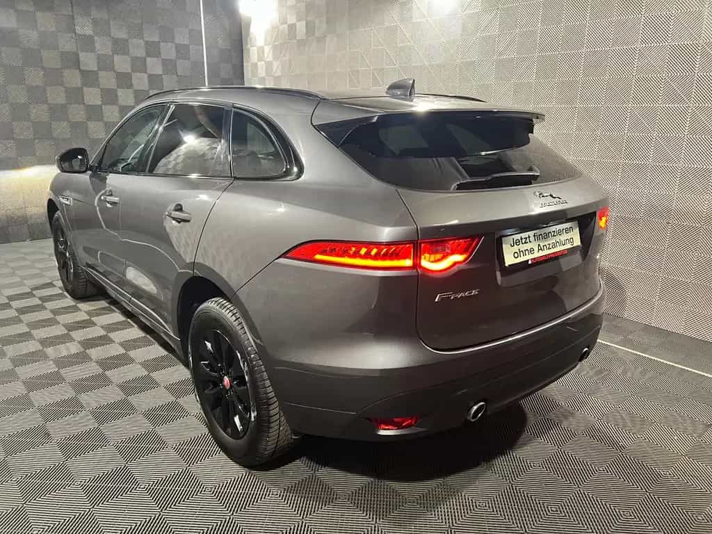 Jaguar F-Pace AWD*R-SPORT*MERIDIAN-R.KAM-SHZ-WLAN-19" 03/2019-photo-2