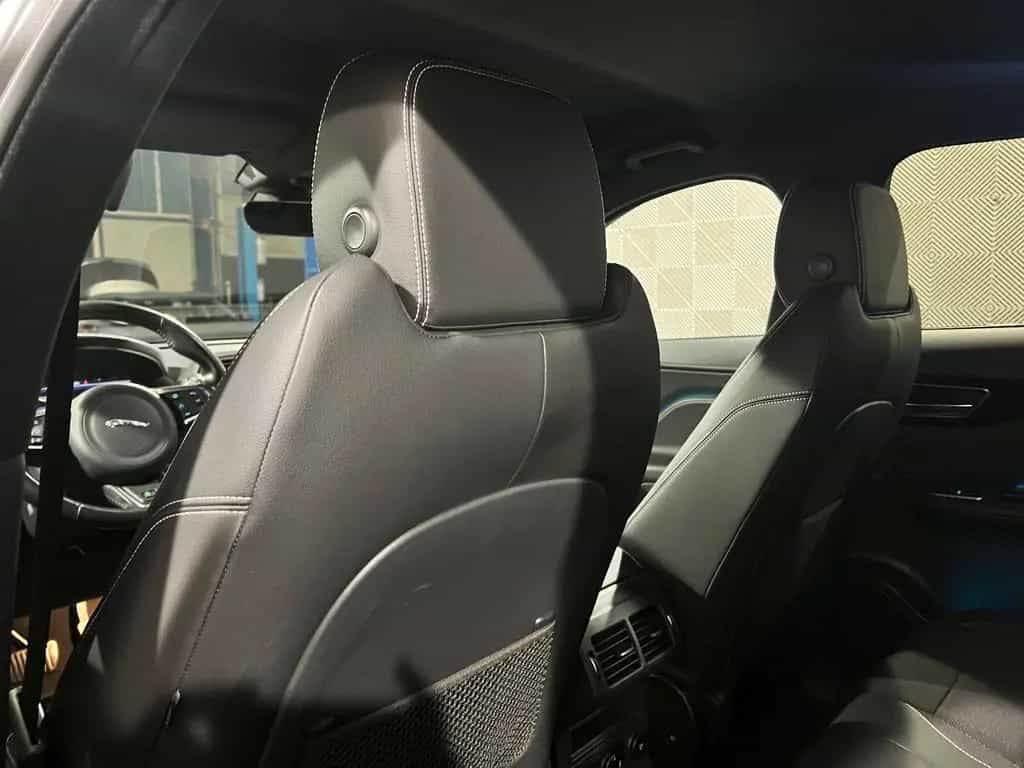 Jaguar F-Pace AWD*R-SPORT*MERIDIAN-R.KAM-SHZ-WLAN-19" 03/2019-photo-20