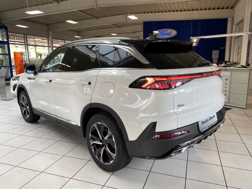 BAIC Beijing X75 X75 Beijing 1.5 Turbo GDI 7DCT Autom. LED ACC 36 06/2024-photo-5