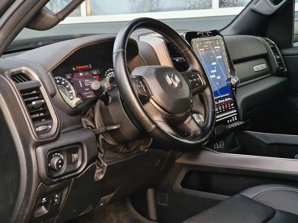 Dodge RAM 1500 5.7 4x4 Rebel AHK Kamera PDC LED 09/2021-photo-17