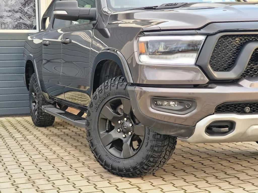 Dodge RAM 1500 5.7 4x4 Rebel AHK Kamera PDC LED 09/2021-photo-2
