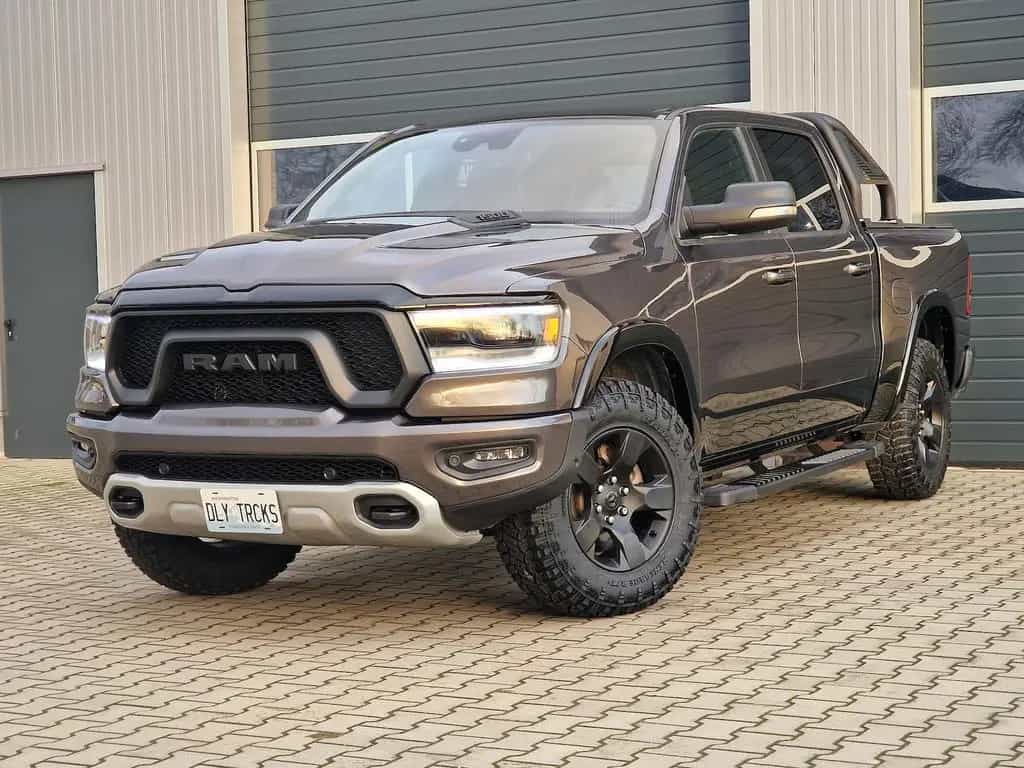 Dodge RAM 1500 5.7 4x4 Rebel AHK Kamera PDC LED 09/2021-photo-4
