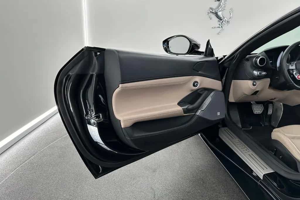 Ferrari Portofino / Nero Daytona / 2Y Ferrari Approved 08/2019-photo-20