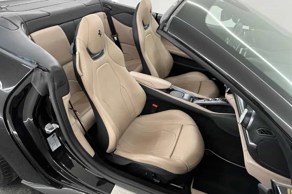 Ferrari Portofino / Nero Daytona / 2Y Ferrari Approved 08/2019-photo-29