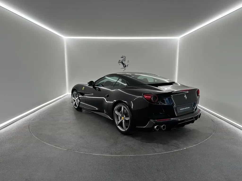 Ferrari Portofino / Nero Daytona / 2Y Ferrari Approved 08/2019-photo-4
