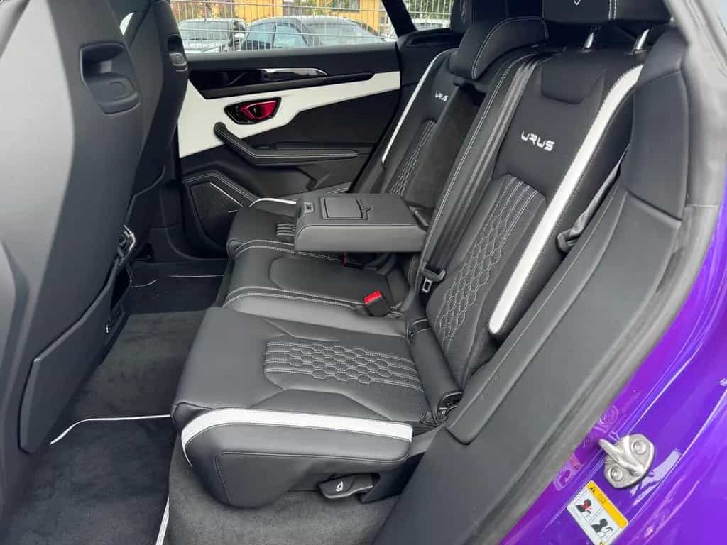 Lamborghini Urus S"Viola Mithras-Nero Ade Acrapovich 09/2024-photo-14