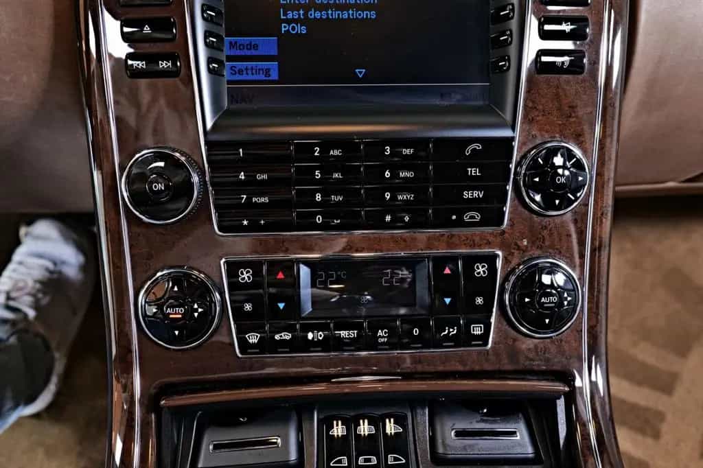 Maybach 57 / LAST FACELIFT / TOPZUSTAND 10/2011-photo-14