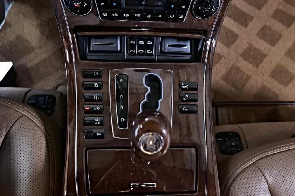 Maybach 57 / LAST FACELIFT / TOPZUSTAND 10/2011-photo-15