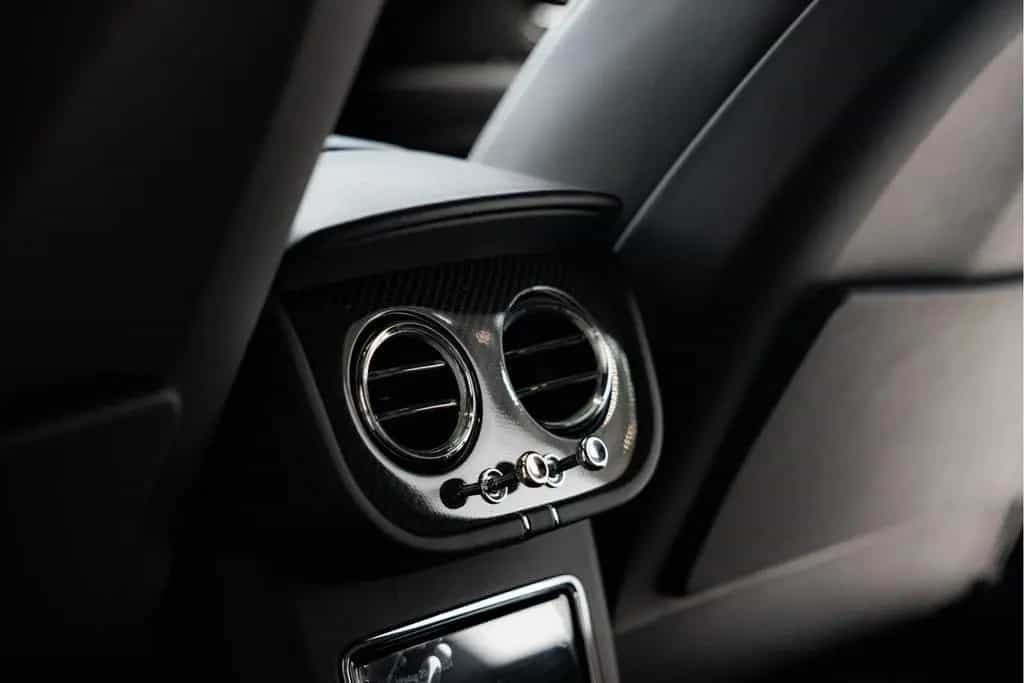 Bentley Bentayga V8 S | Rear Entertainment | Touring Spe 06/2023-photo-10