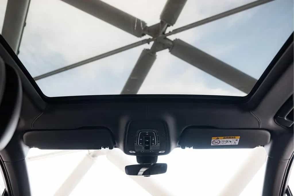 Bentley Bentayga V8 S | Rear Entertainment | Touring Spe 06/2023-photo-12