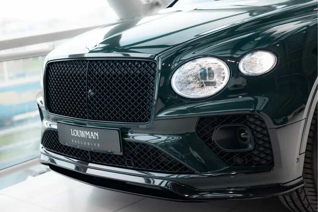 Bentley Bentayga V8 S | Rear Entertainment | Touring Spe 06/2023-photo-31