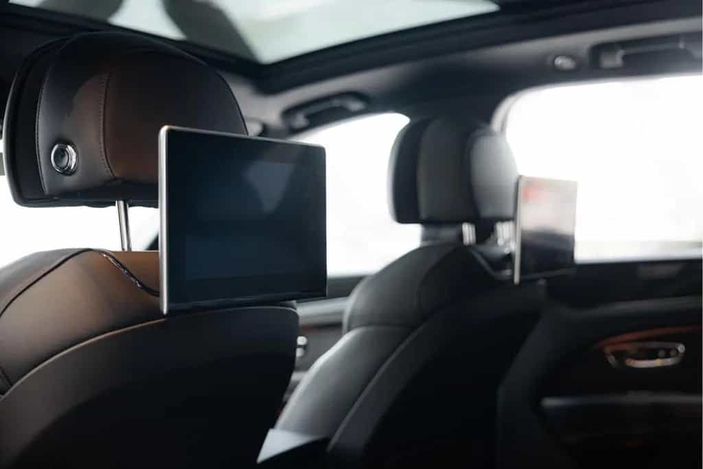 Bentley Bentayga V8 S | Rear Entertainment | Touring Spe 06/2023-photo-8