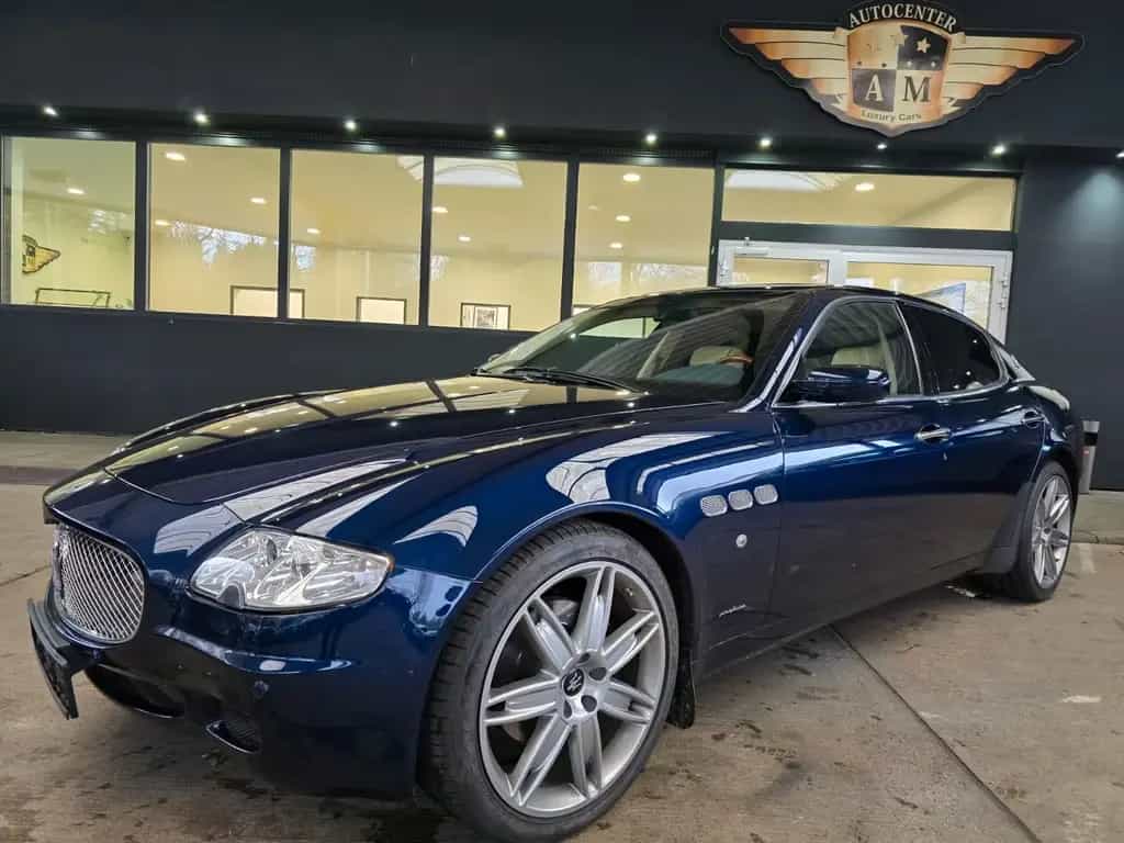 Maserati Quattroporte Executive GT SSD/NAVI/BLAU-Metallic 05/2009-photo-0