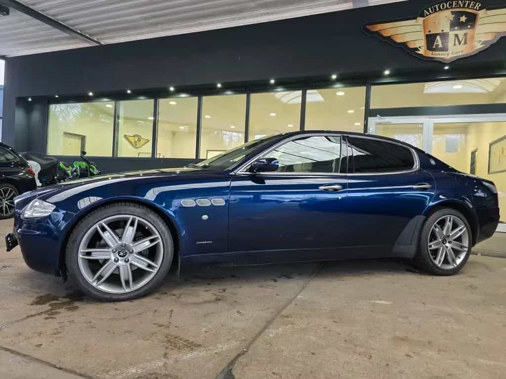 Maserati Quattroporte Executive GT SSD/NAVI/BLAU-Metallic 05/2009-photo-1