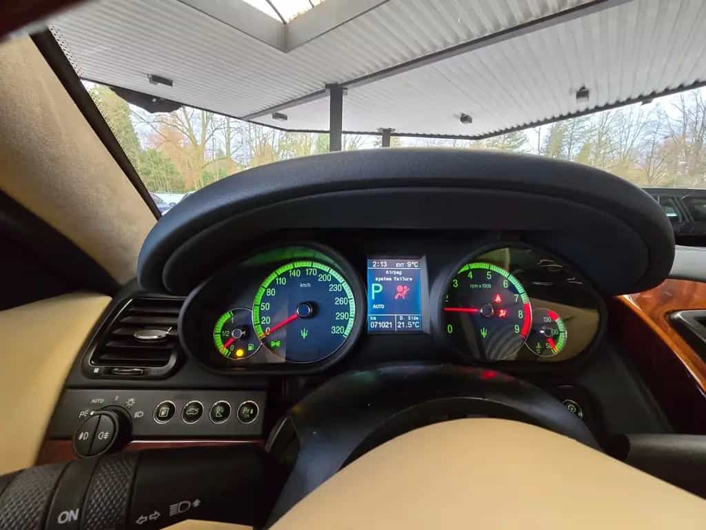 Maserati Quattroporte Executive GT SSD/NAVI/BLAU-Metallic 05/2009-photo-16