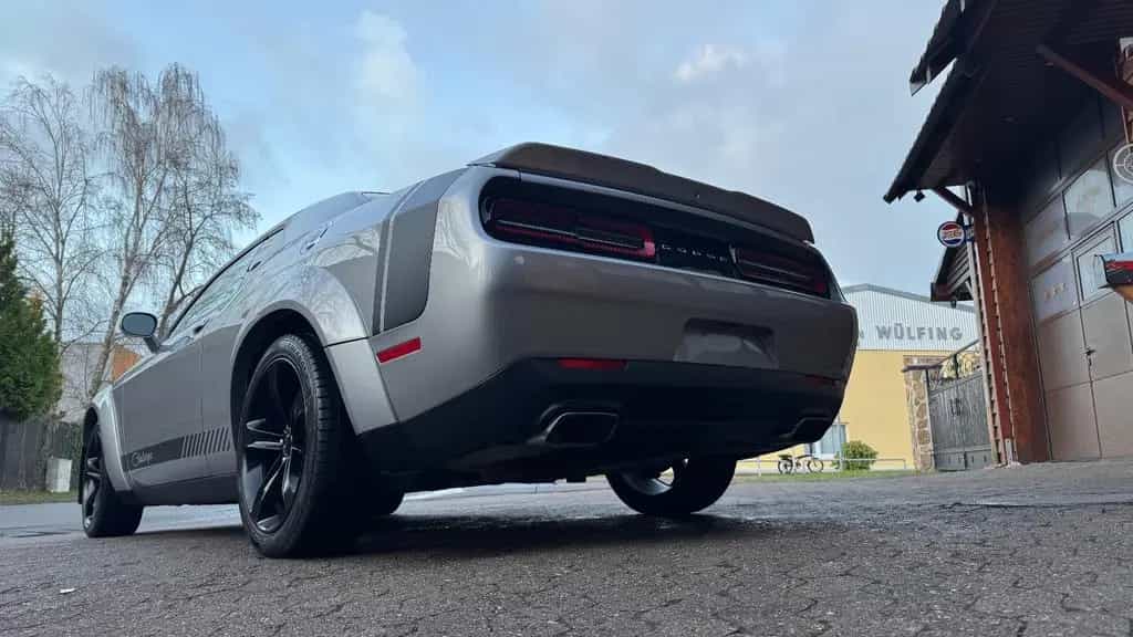 Dodge Challenger 5,7 V8*SRT WIDEBODY*LED*LEDER*PDC* GARANTIE*TOP 12/2018-photo-14