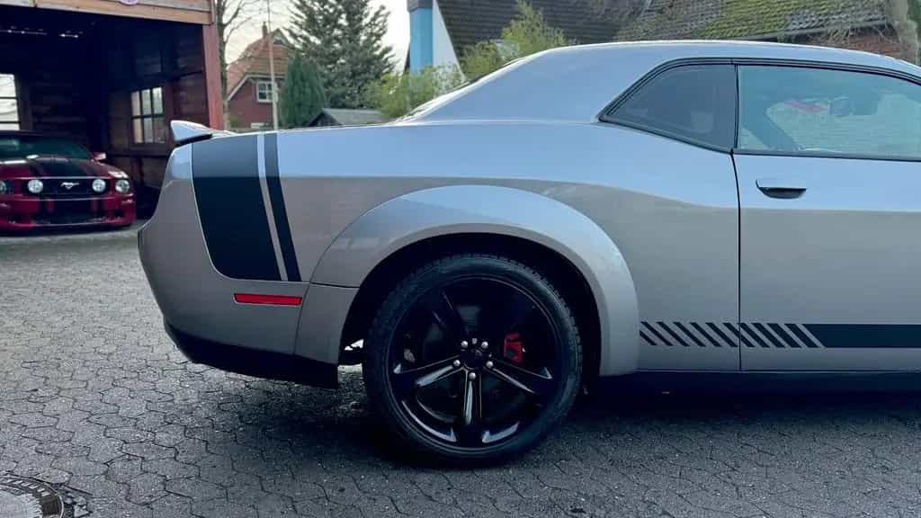Dodge Challenger 5,7 V8*SRT WIDEBODY*LED*LEDER*PDC* GARANTIE*TOP 12/2018-photo-20
