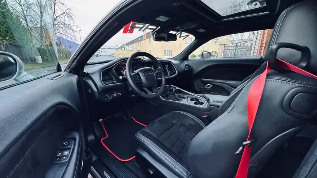 Dodge Challenger 5,7 V8*SRT WIDEBODY*LED*LEDER*PDC* GARANTIE*TOP 12/2018-photo-26