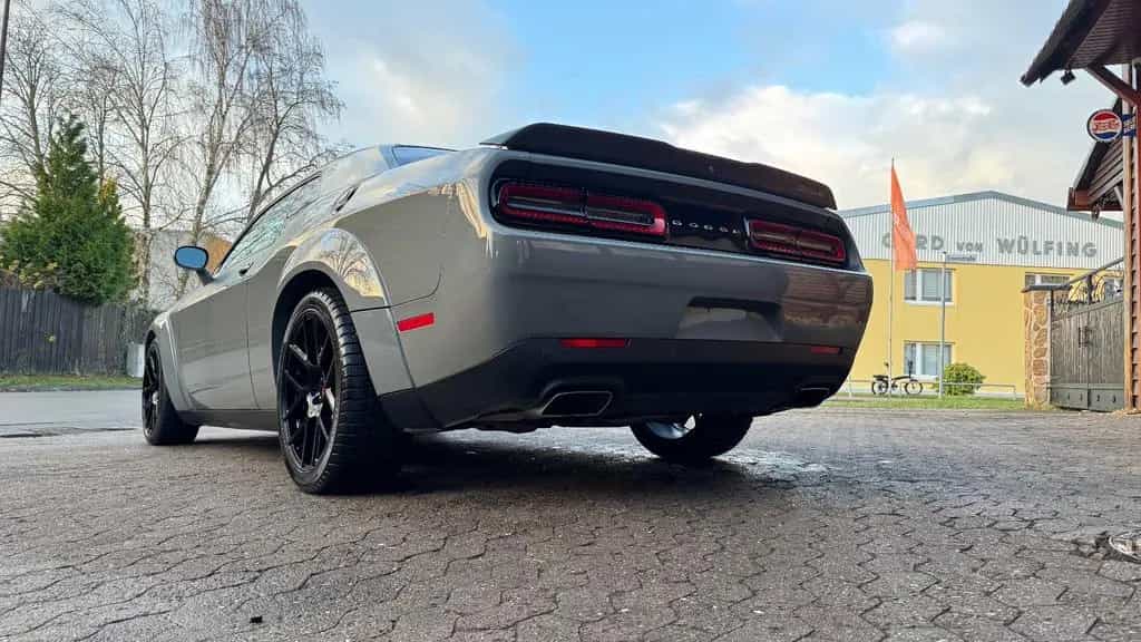 Dodge Challenger 5,7 V8*SRT WIDEBODY*LED*LEDER*PDC* GARANTIE*TOP 12/2018-photo-21