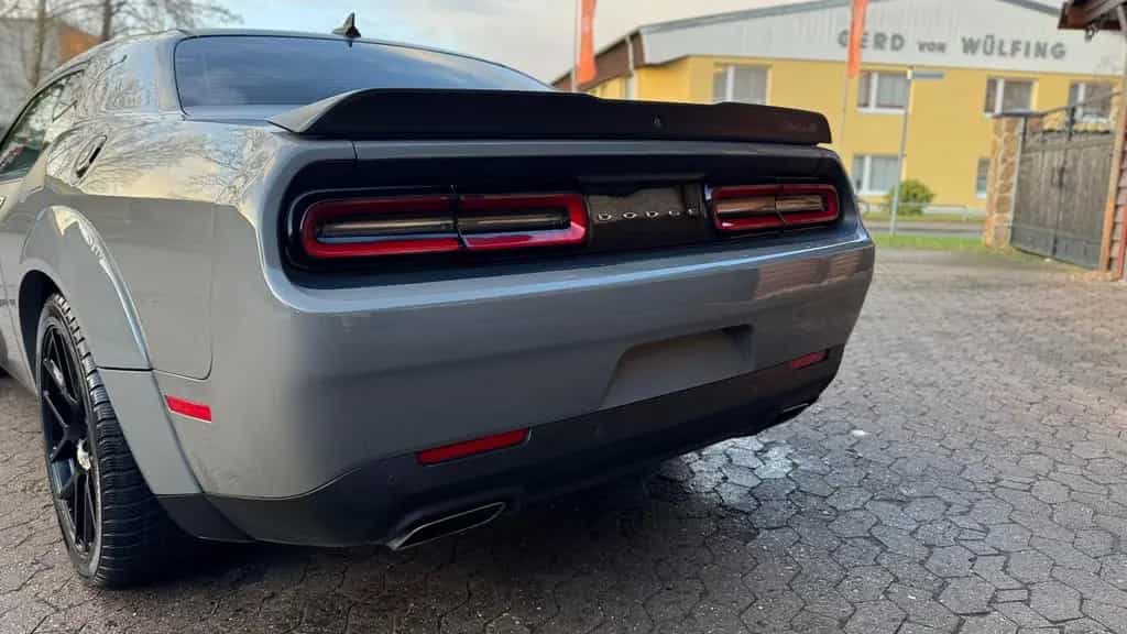 Dodge Challenger 5,7 V8*SRT WIDEBODY*LED*LEDER*PDC* GARANTIE*TOP 12/2018-photo-24