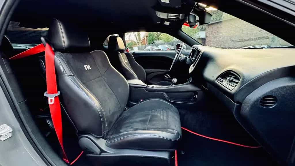 Dodge Challenger 5,7 V8*SRT WIDEBODY*LED*LEDER*PDC* GARANTIE*TOP 12/2018-photo-34