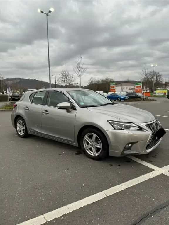 Lexus CT 200h 07/2020-photo-1