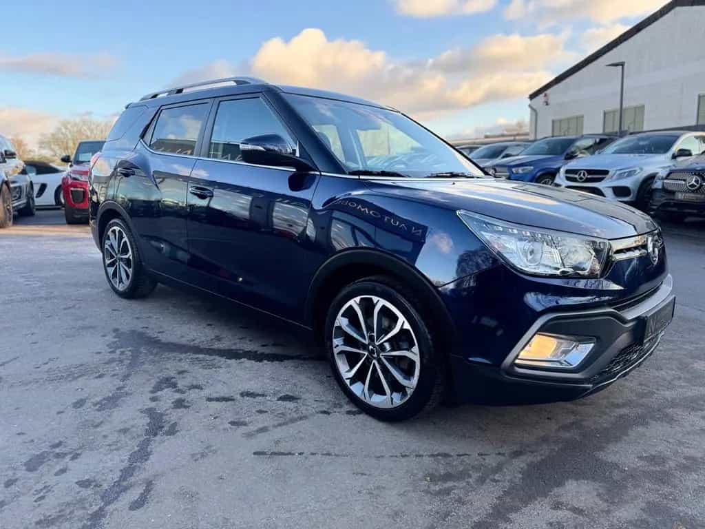 Ssangyong XLV Crystal 1.6 DI*NAVI*R-KAMERA*18 ZOLL*EURO 6* 10/2016-photo-4