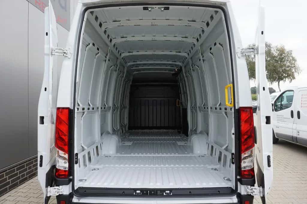 Iveco Other Daily 35S18 L4H2 16m³ Aut.+AHK+ACC+LED+NAVI 10/2023-photo-3