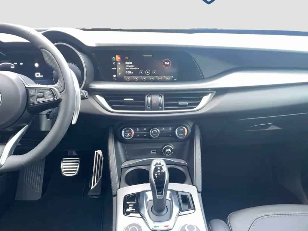 Alfa Romeo Stelvio Veloce 2.2D Q4 eAHK+Techno-Paket 05/2025-photo-12
